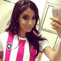 Eu nunca vou desistir de vocês, nunca desistam de mim também, vocês são mais importantes pra mim do que podem imaginar. Anitta