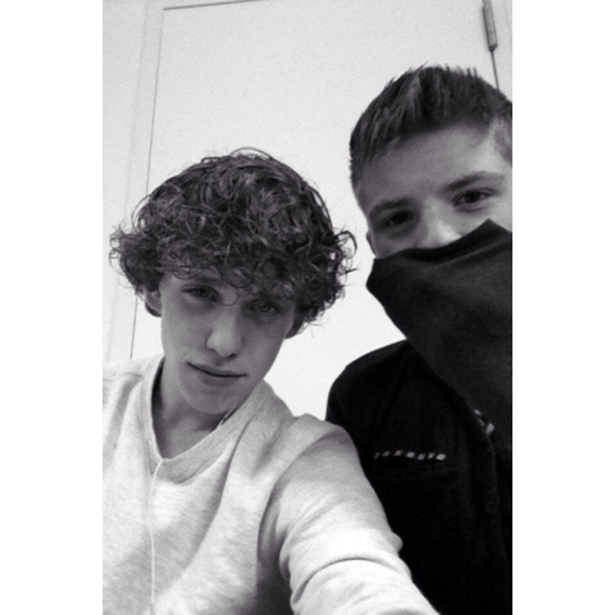 swagboarder's profile picture. 16 // VHC 4T2 // need me ? connect me //wakeboard&snowboarder //bro's @maxvermeer01 @rensje82 jwz // life is short so ride a board // Love To Party