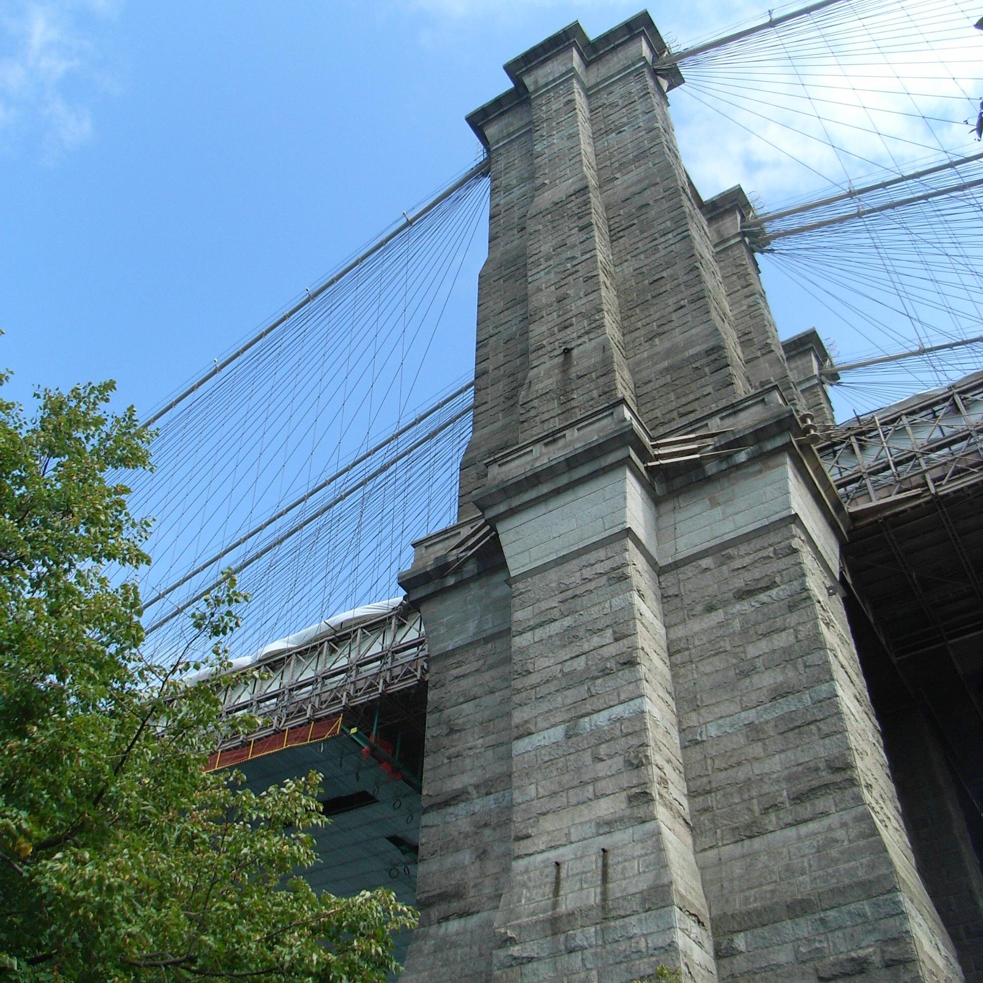 Mronthereal's profile picture. ヒップホップジェネレーションによる会社経営、ラップは生きる為、ヒップホップは生き方そのもの（スタイル）。自分たちの時代を自分たちの言葉で語り表現する・・・　 HIPHOP Dancer,Artist Management Office,and more.　　そして自由の為に発言、行動し闘っている人たちを尊敬している。