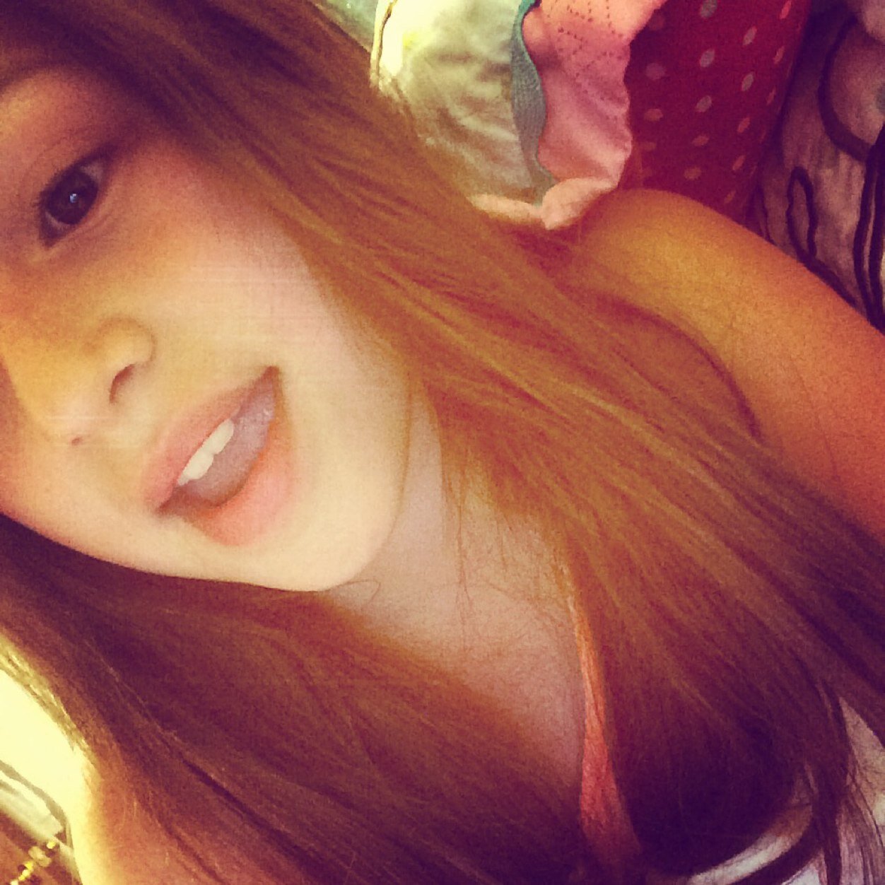 xochitl150's profile picture. 