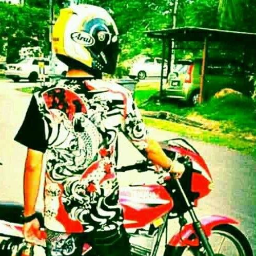 syahmi wafri b eddyson |17| kl 
Fb- Syahmi Jea
Wc - Minrin970624
Follow me , Follow Back