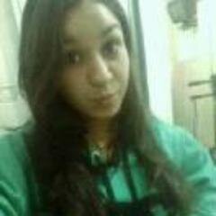 Louca..Boba..Chorona..Verdadeira..Amiga...Louca..Apaixonada..Sentimental..Verdadeira.. Brincalhona..Bravinha..Ciumenta.. Prazer esta sou eu sz