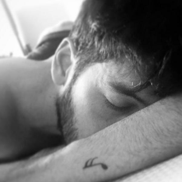 De que adianta, ter o garoto perfeito, se quem te faz feliz é simplesmente aquele que não presta?