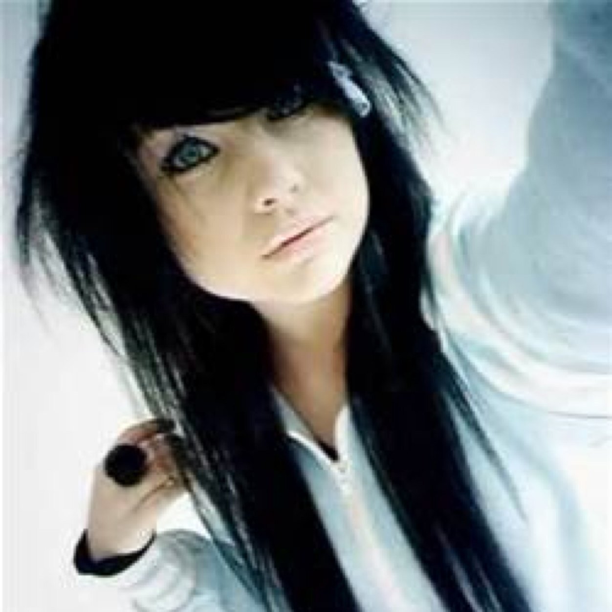 MULTI RP! ||owned by @dirtysexydaddy i cant answer any DM's without his permission || mother of @thedanosborn || single and a total slut, bi, huge tease (;