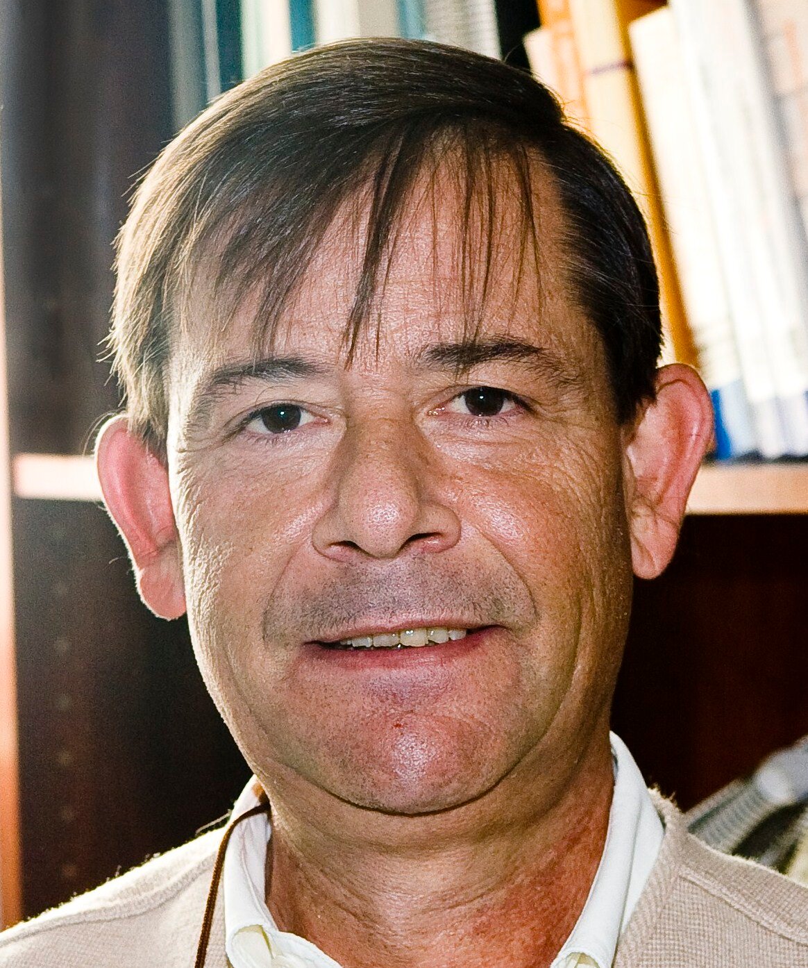 Lo único que depende sólo de ti es tu sonrisa. Si la provocas en los demás seras muy feliz