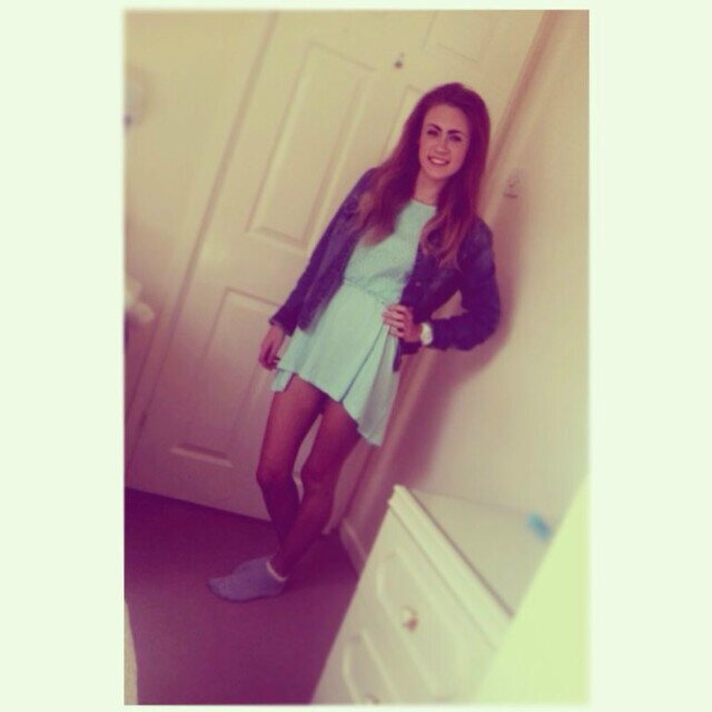 Follow me and I may follow back,
 
 Text me 07984800828