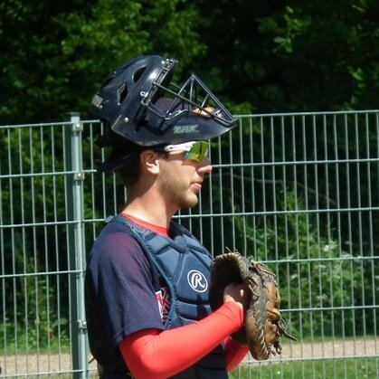 Der_Finn's profile picture. Politikstudent. Sozialdemokrat. Beisitzer Jusos-Bergedorf @jusoshamburg 
Mag Baseball, Eishockey und Games.