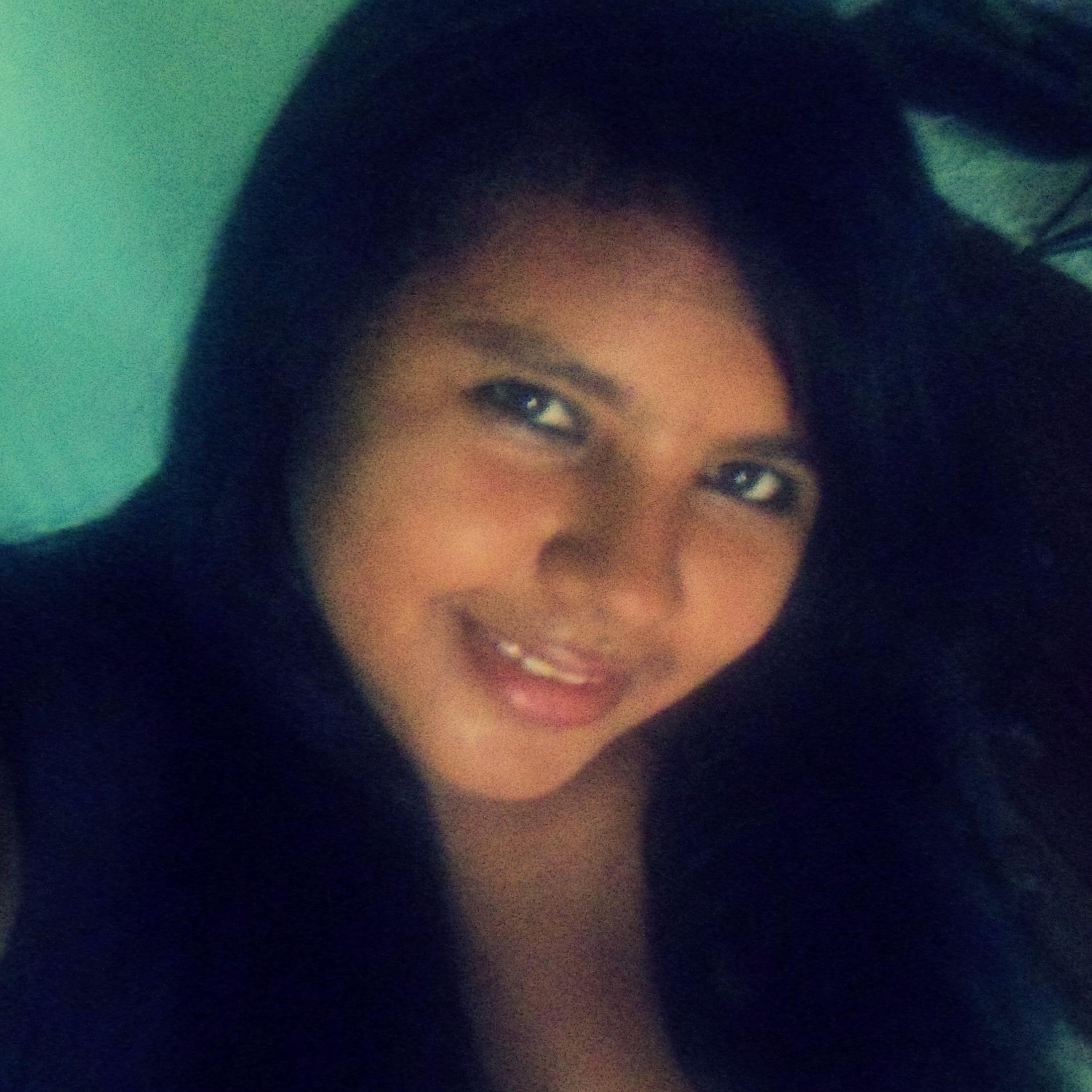 soy introvertida y muy alegre
