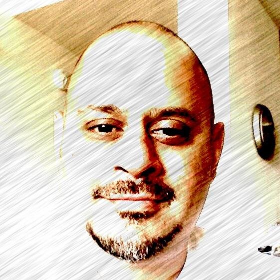 Drummer, Joker, Physics Phd, Language lover, Red Wine lover, Entrepreneur, Quant. Super Investor. Traveler. Scientist. 😉☕️🍷🐬🐬🐳🐳🤟🏼 🤟🏼⚡️⚡️