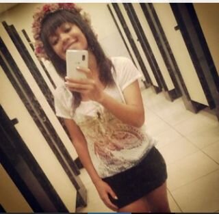 Justin Bieber,1D,P9 e Selena Gomez, minha vida se resume nisso!