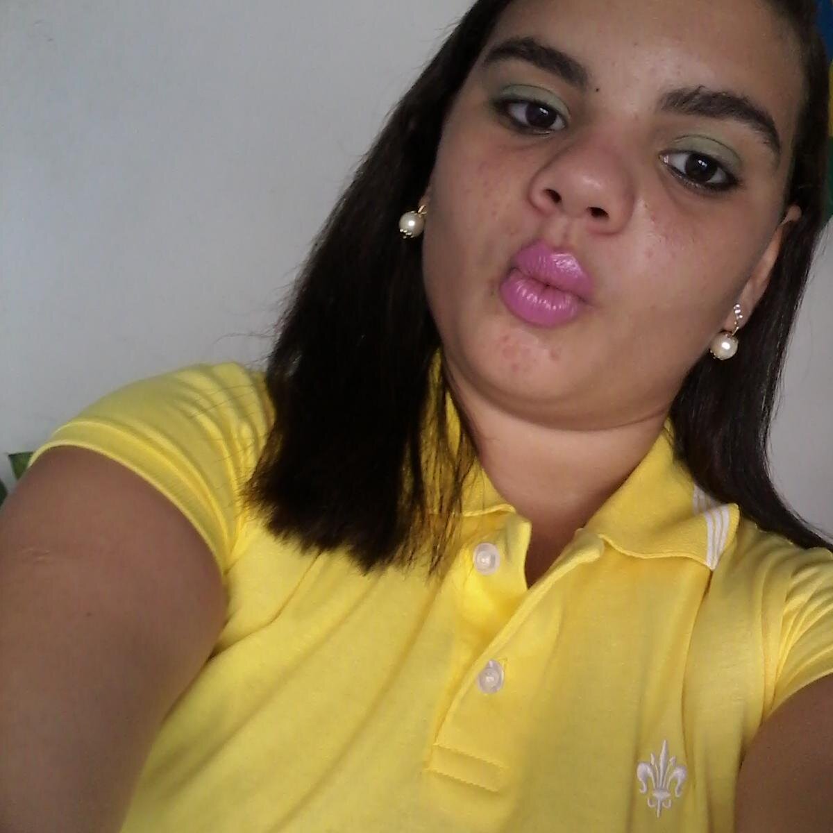 Garotas inocentes nao merecem chorra ...Ls