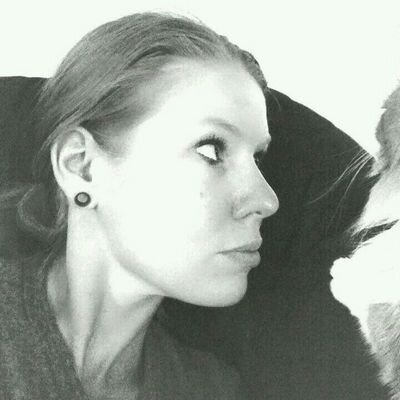 19FieryGinger84's profile picture. 