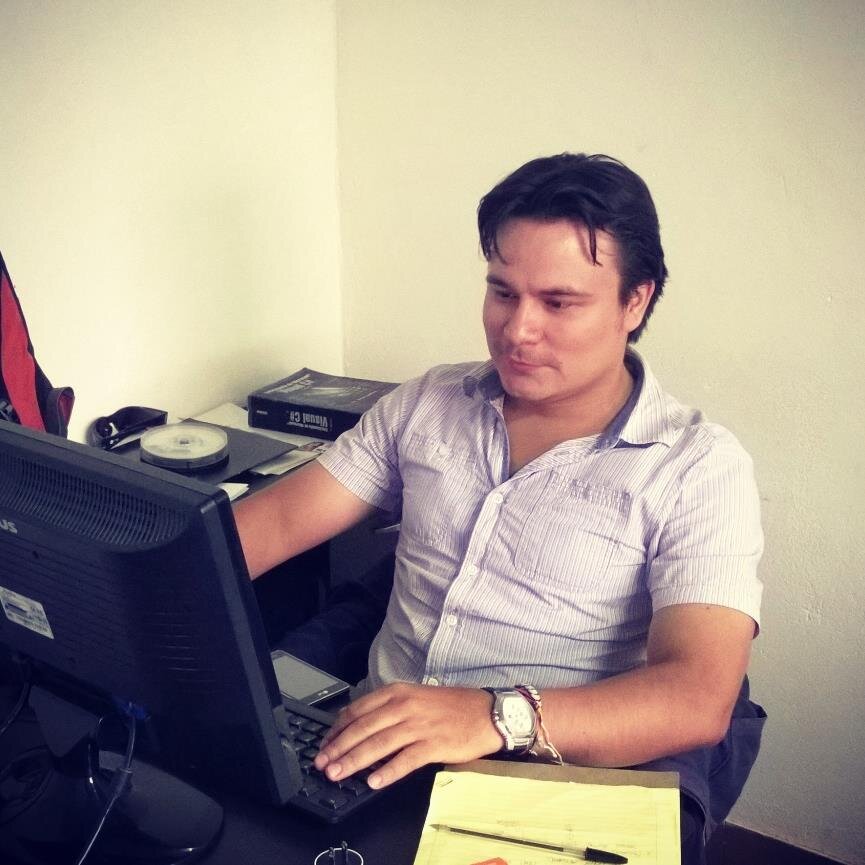Ingeniero de Sistemas
Desarrollador FullStack