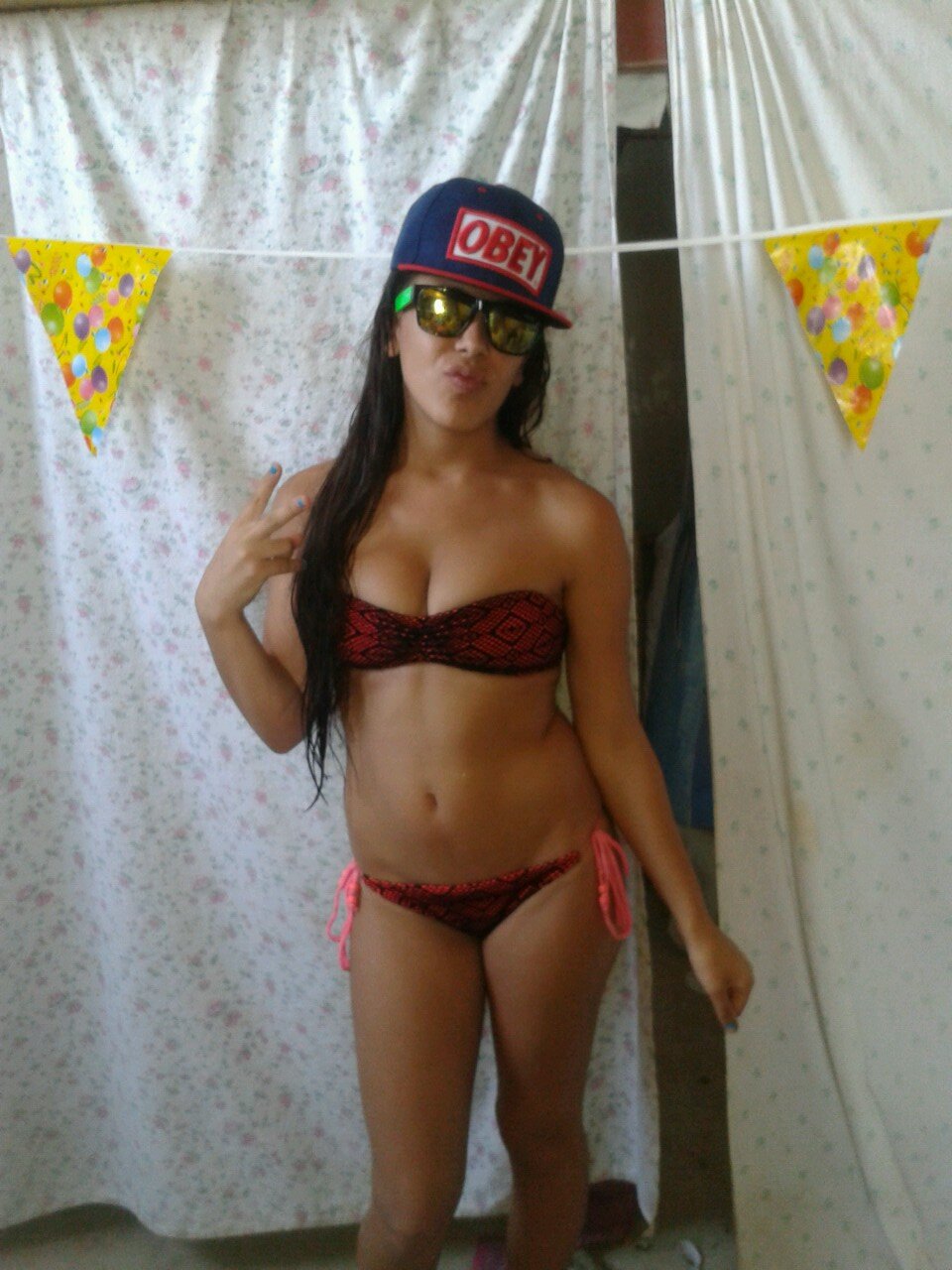 PeeRSooNaaS eeSPeeCiiaaLeeS eeN Tuu ViiDaa TiieeNe Quee aaBeeR uuNaa, & Noo CiiNCuueeNTaa.. (:
