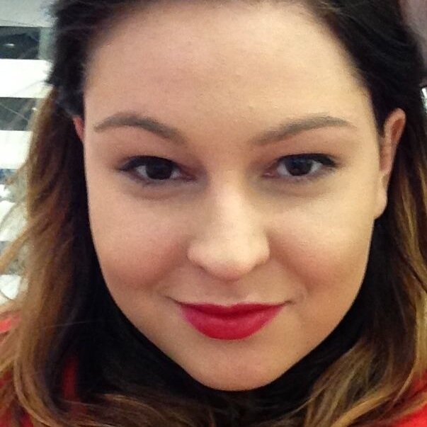 MoxeyNikki's profile picture. 