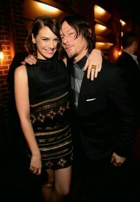 ∅Π I'm more then a Zombie slayer. I'm a Singer, Model and Actress. Π∅  • Inlove with @SexyReedusRP •