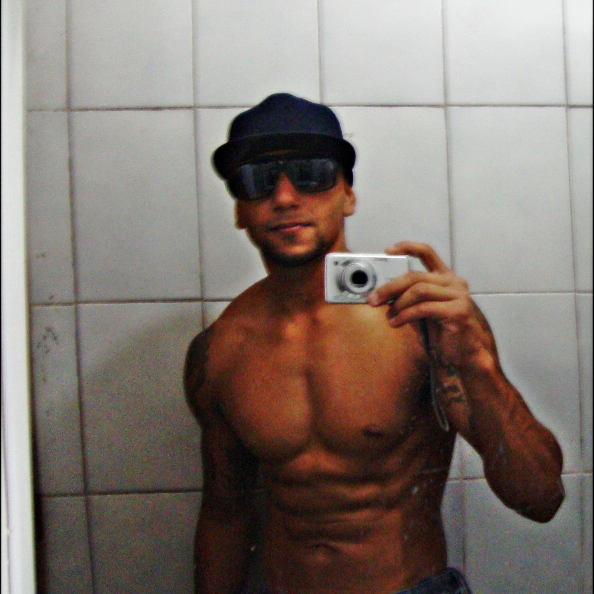 dgos7's profile picture. 