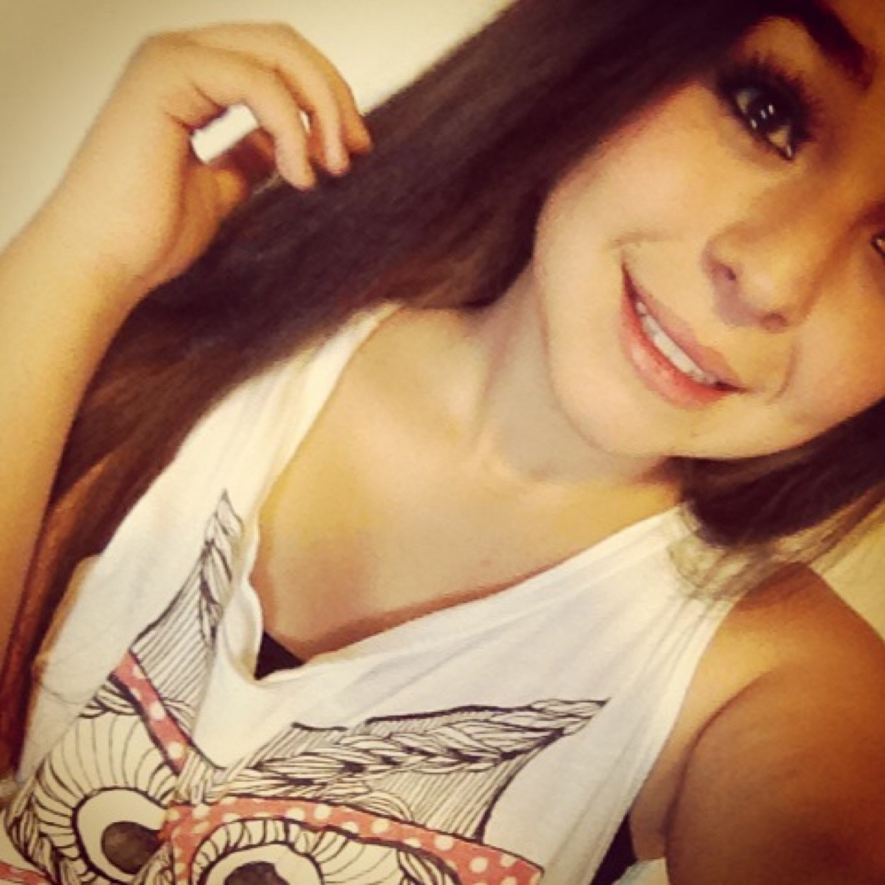 Follow Me ! Ill follow back! Instagram Is @Angelinna19