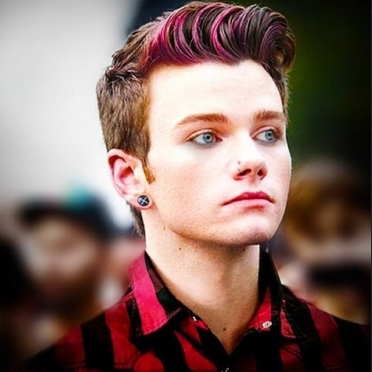 ~You Make Me Feel So Young~ Gay and proud. Diva for sure. Single. {Multi}