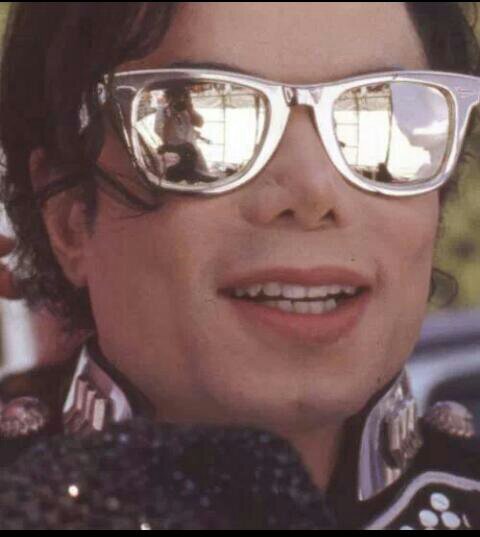 jacksonmania001's profile picture. I'm a big fan of Michael Jackson 3 i love he very much...
_LOVE LIVES FOREVER_