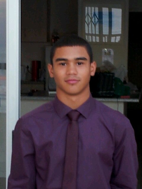 Male/love playing hockey/#teamfollowback // BBM PIN:297E57A0 *love life