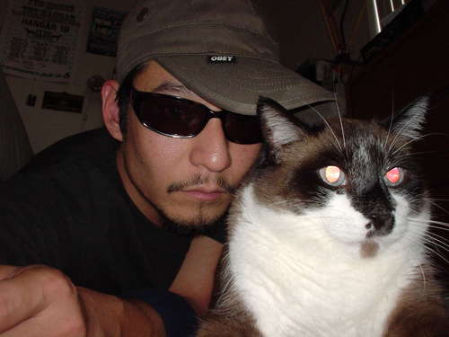 Born on June 10th, 1978 in Los angeles, CA. Grew up all through the SF valley. In LA for the past 10 yrs. Full time construction worker by day, emcee by night.