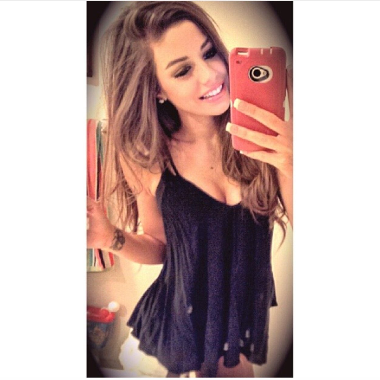 « Memories. Outch. »