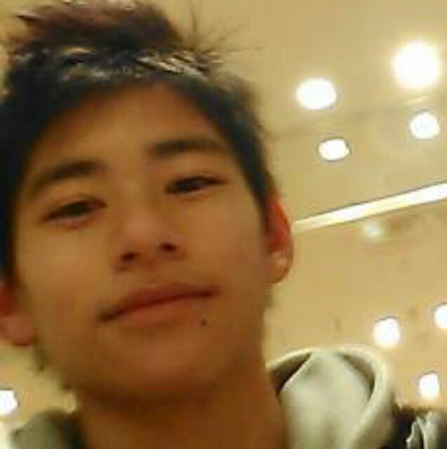18歳現役高校生でゲイですよろしくお願いします、さんぱずパズドラやってます(o˘д˘)o/ホモ/BL/アニメ/ゲーム/ボカロ/筋肉/コスプレ/バイオ/DMC