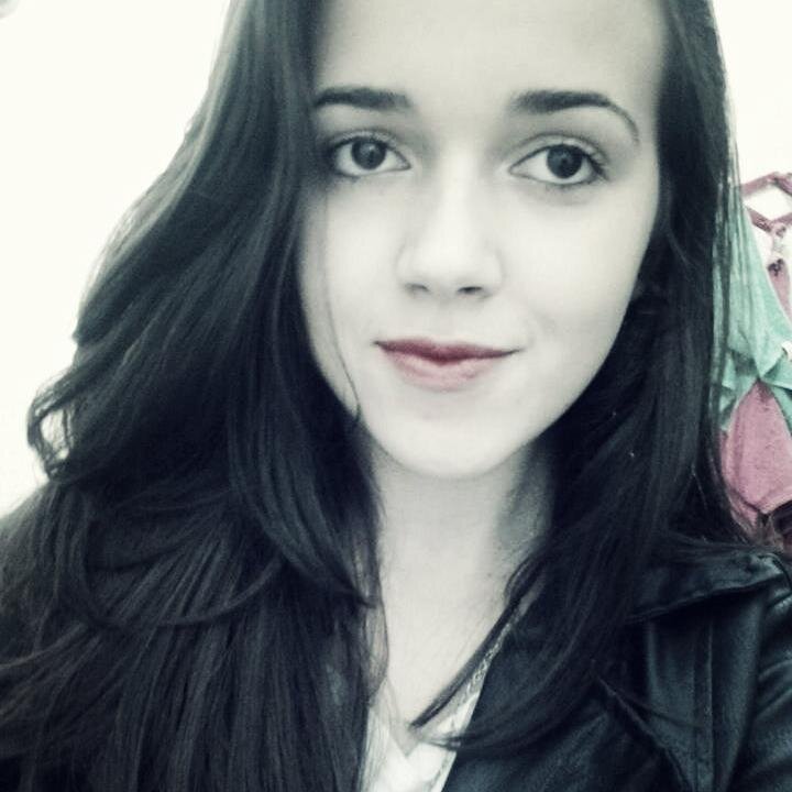 1aromanticaa's profile picture. O impossível é só questão de opinião.