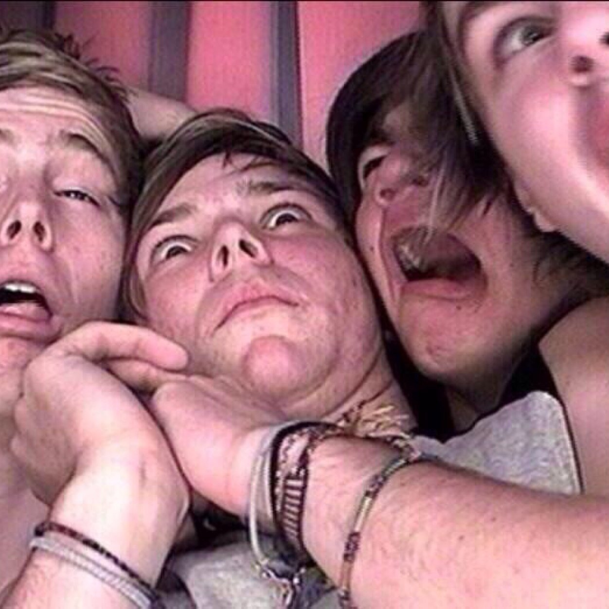 youtubermerner's profile picture. my old account annoyed me ❀