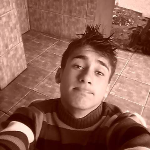 Fala mal de mim mas adora curtir meu jeito de ser. Whats: 5591029131