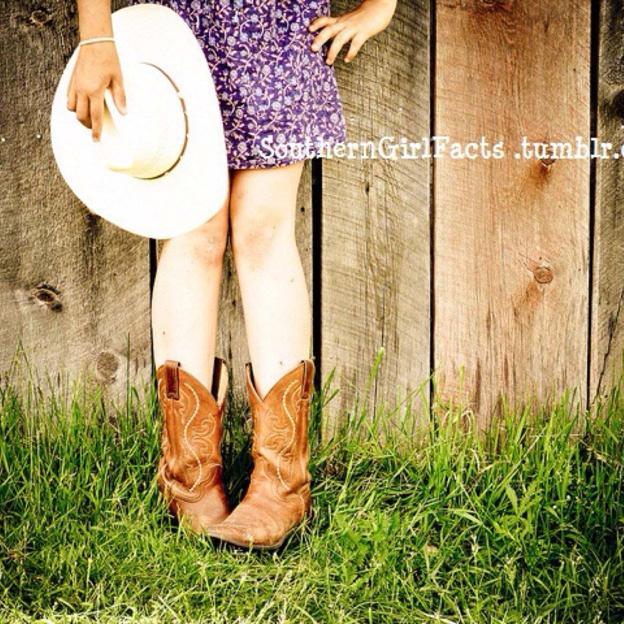 Just a southern girl livin' her life to the fullest.✌️