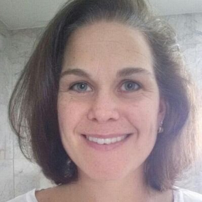 rhondarussell77's profile picture. 