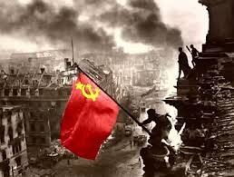 M-L en continua formación, o unico nazi bon é o nazi morto. Luitando contra o fascismo e o capital xunto xs compas de @BRAF_esp.#Melokotoncrew.