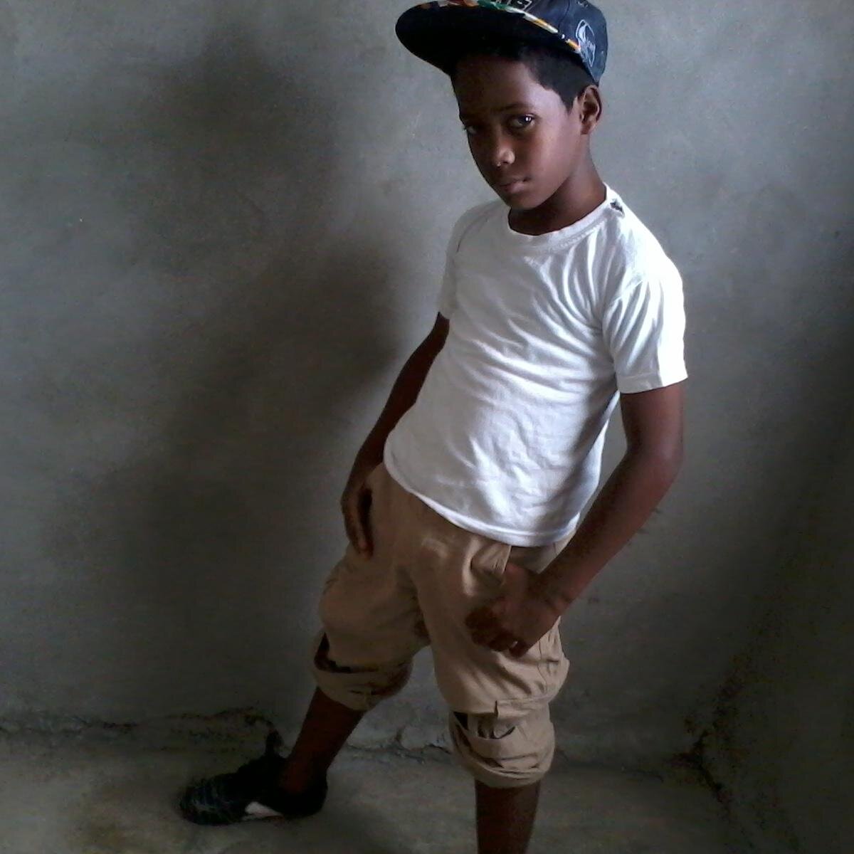 cantante de rap , sigeme :)