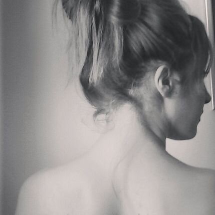 yanirelc91's profile picture. 94.Critica mi vida cuando la tuya sea un ejemplo a seguir -FUTURA PERSONAL SHOPPER,VIVE EL MOMENTO