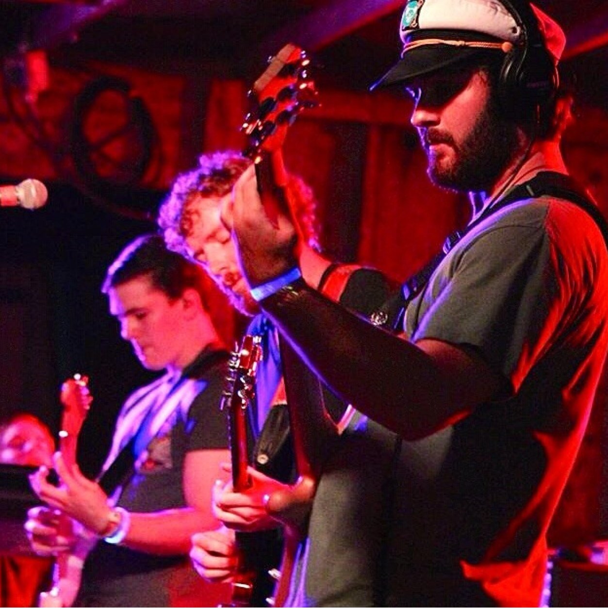 Electro.Jam.Funk 
Our EPs can be found on iTunes, Spotify, Youtube or http://t.co/VI5VU6Ur9b Booking: thedoctorsandthelawyers@gmail.com