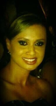 Mulher, negra e disposta a aprender sempre mais, pois só assim poderei entender, aceitar e respeitar a posição do outro. Empatia....EMPATIZAR sempre.