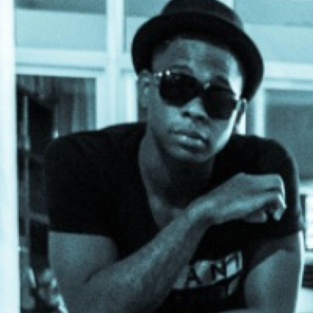 4_BREEZE Profile Picture