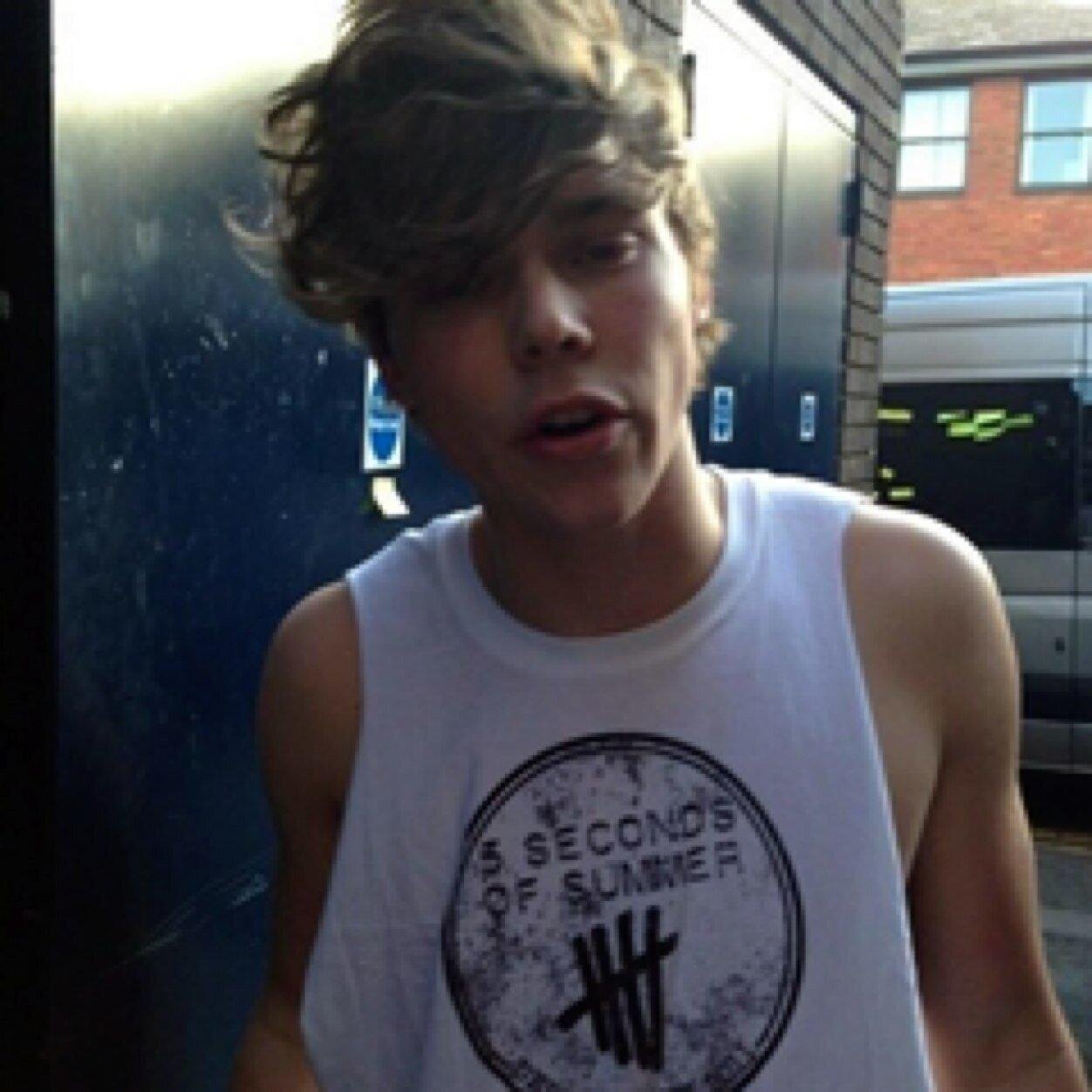 AdeptCanid's profile picture. Let that delicious feeling take control, going deep inside and relaxing your soul.