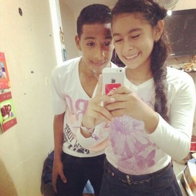 relajo al maximo :p con amigos la vida es bacan XD :D 3