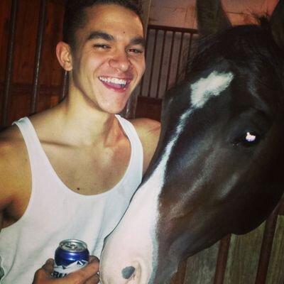 Titzmiller's profile picture. I need a city life