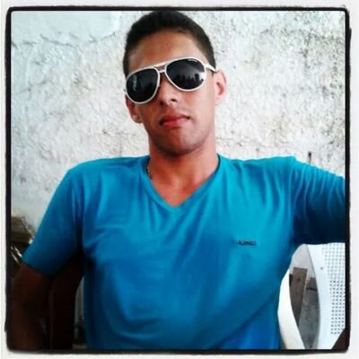 Nasci 25-10-90 Sou corinthiano de coração,gosto de mulher forro acredito em Deus e sou catolico meu objeivo é buscar as coisas boas que o mundo tem a oferecer.