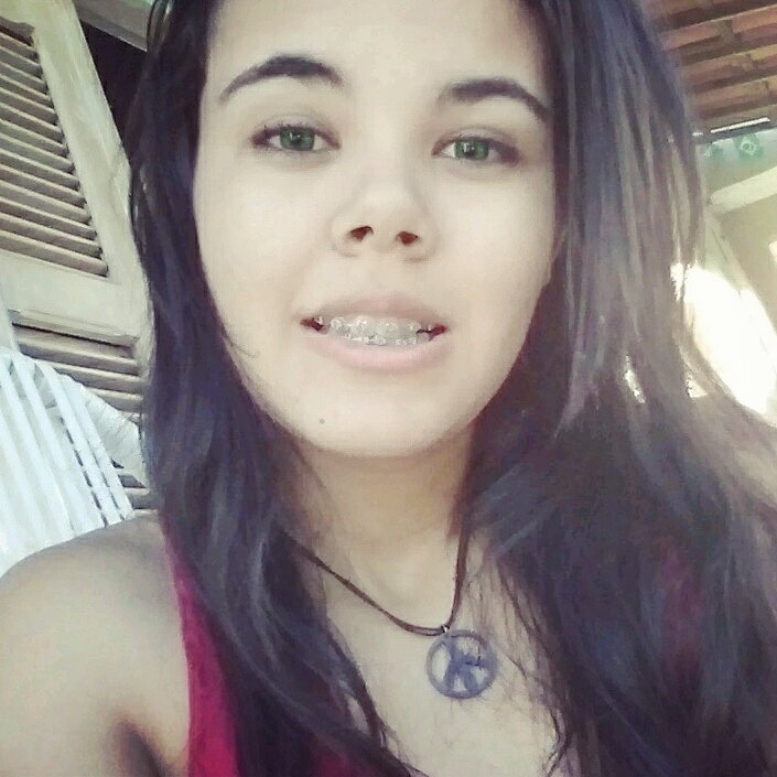 MariliaAlves98's profile picture. 