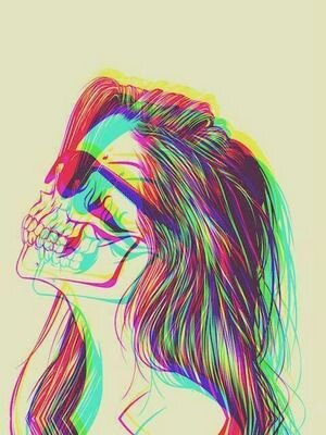 A gente pode esconder muitas coisas atrás de um sorriso, mas nunca de um olhar.