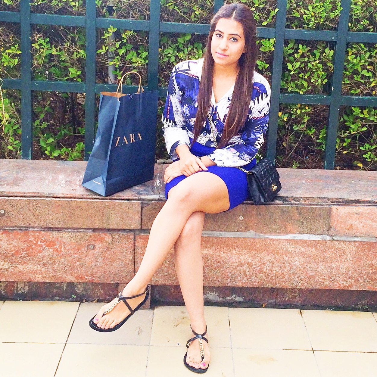 Party Lover, Shopaholic, Moody, Lazy, Ranbir Kapoor for forever, Confused about love!!