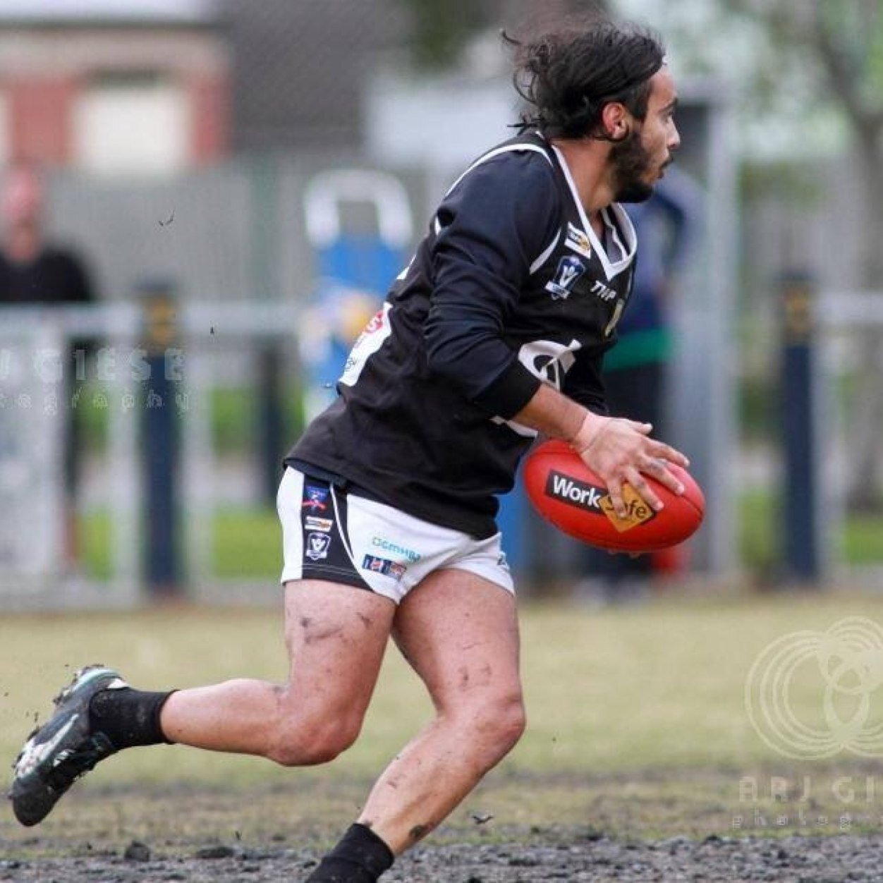 trita42's profile picture. 