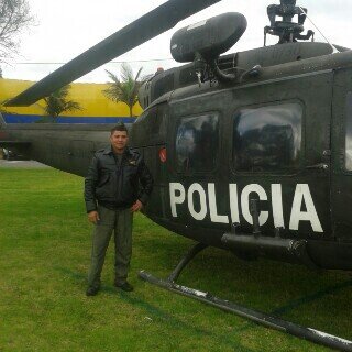 Fernand50150476's profile picture. trabajo en la Policia Nacional todos con el mismo corazon, mi pin 7b6551e7