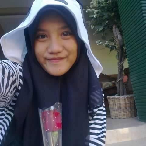 TinanaAgustina's profile picture. bismillah :)