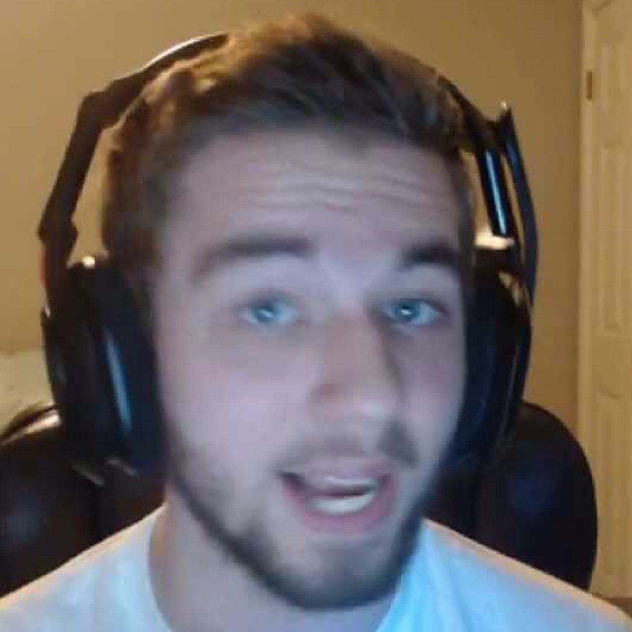 JevExposed's profile picture. Jevs 69th account dedicated to exposing all his secrets